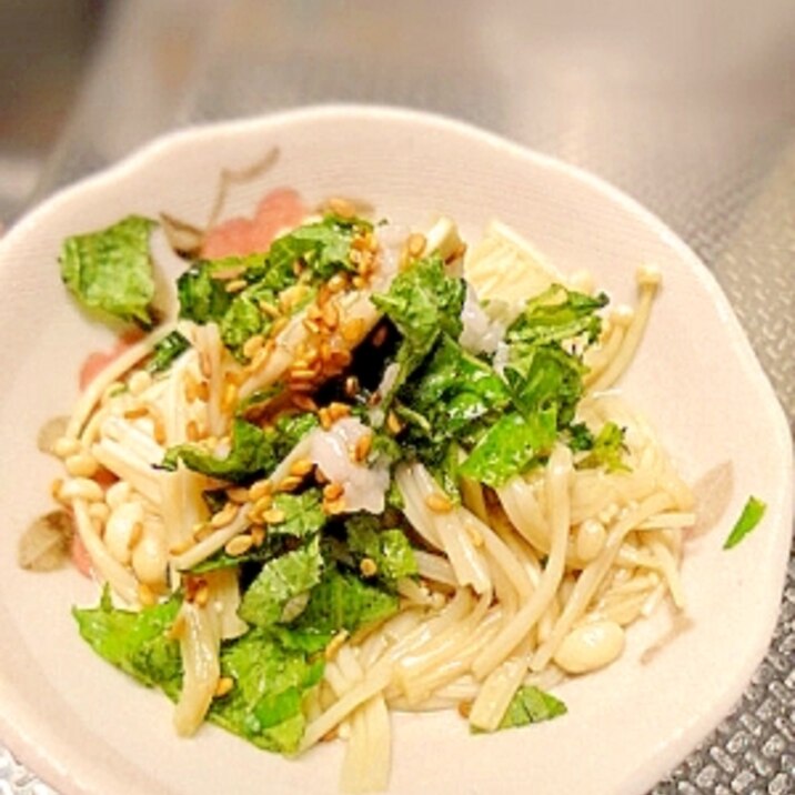 小さな野菜のおかず☆エノキと大葉の塩麹和え